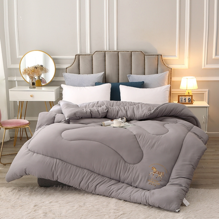 91家纺网 家纺一手货源 找家纺 VIP被业 2021新款7D时尚冬被 马到成功