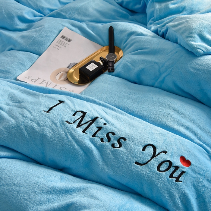 91家纺网 家纺一手货源 找家纺 简爱家纺新款保暖MISS款法莱绒刺绣四件套 绒miss-湖蓝