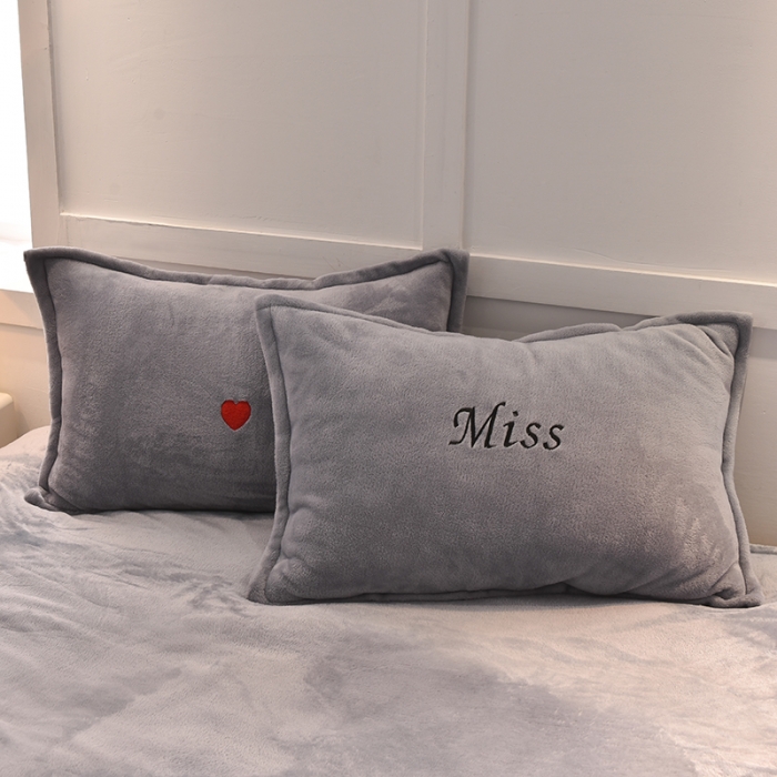 91家纺网 家纺一手货源 找家纺 简爱家纺新款保暖MISS款法莱绒刺绣四件套 绒miss-银灰