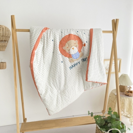 91家纺网 家纺一手货源 找家纺 （总）A类全棉水洗棉绣花冬被仿鹅绒儿童春秋被宝宝午睡保暖被芯