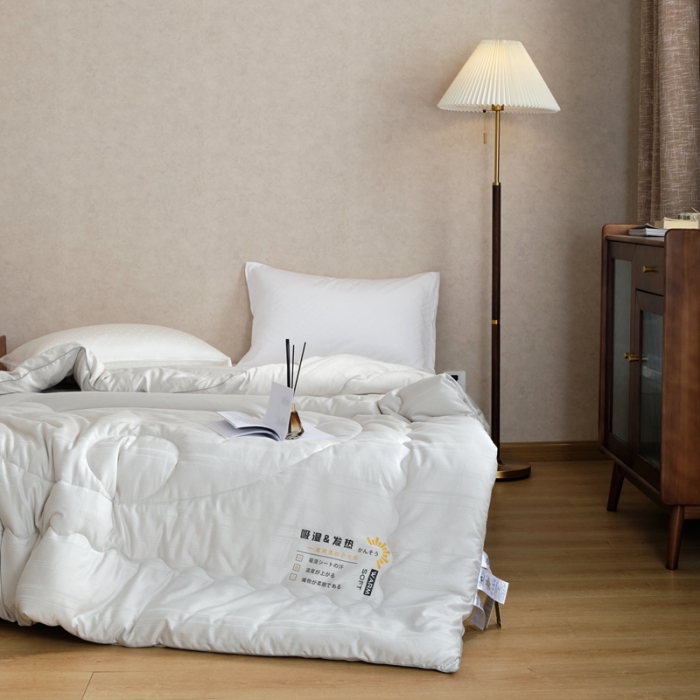 91家纺网 家纺一手货源 找家纺 木堇2021日式贡缎吸湿发热提花大豆纤维被子被芯春秋被高级灰