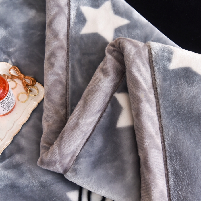 91家纺网 家纺一手货源 找家纺 2025秋冬新款双层加厚拉舍尔毛毯 保暖法莱绒毯子 心动