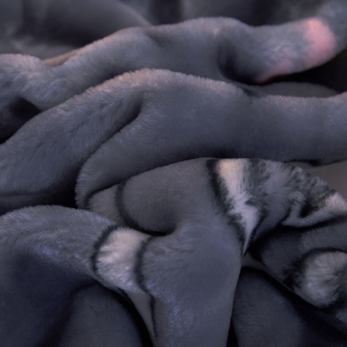 91家纺网 家纺一手货源 找家纺 2025秋冬新款双层加厚拉舍尔毛毯 保暖法莱绒毯子 天使猫