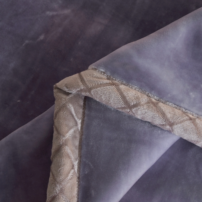 91家纺网 家纺一手货源 找家纺 2025秋冬新款双层加厚拉舍尔毛毯 保暖法莱绒毯子 彩虹