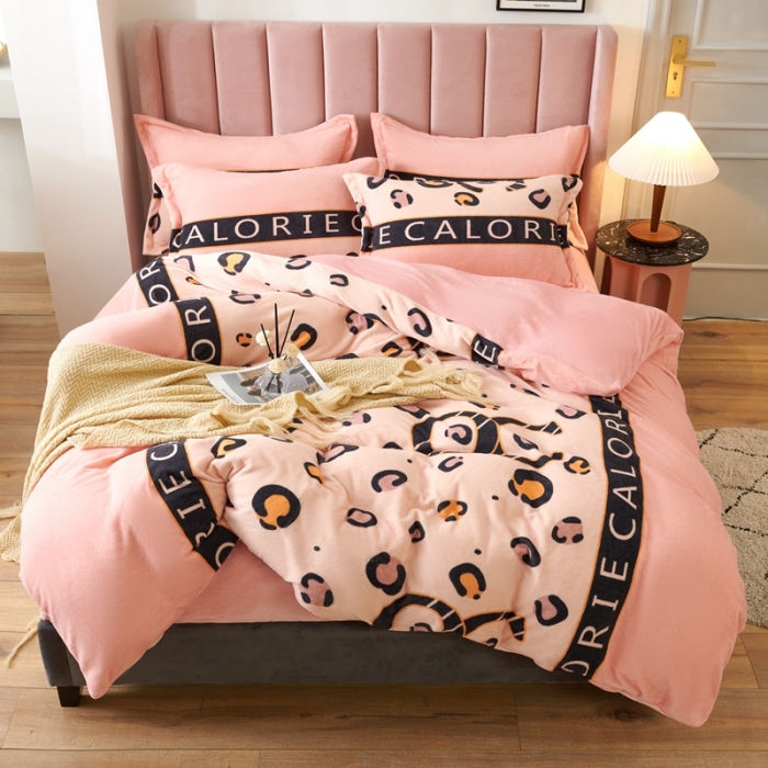 91家纺网 家纺一手货源 找家纺 青竹苑 2021新款牛奶绒印花四件套 邂逅豹纹