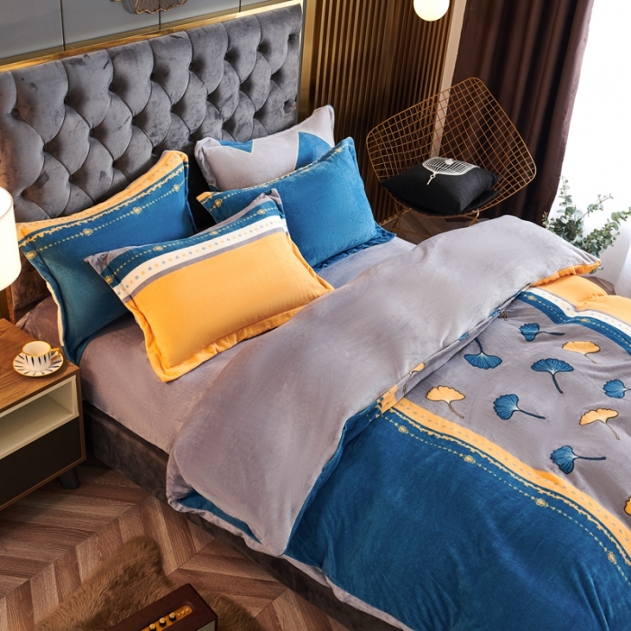 91家纺网 家纺一手货源 找家纺 青竹苑 2021新款牛奶绒印花四件套 银杏叶影