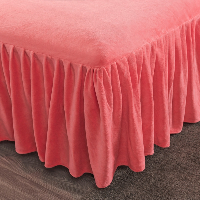 91家纺网 家纺一手货源 找家纺 雨帆 2021新款高端贴布绣花牛奶绒四件套 蝶舞-西瓜红