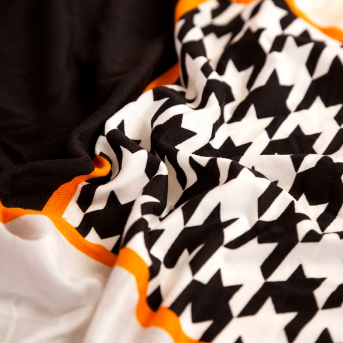 91家纺网 家纺一手货源 找家纺 兴妮雅家纺 2021新款印花款贵妃坐垫套 千鸟格橙