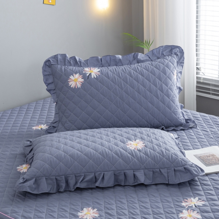 91家纺网 家纺一手货源 找家纺 情煊  2021新款全棉夹棉床裙(可定制尺寸) 雏菊之恋