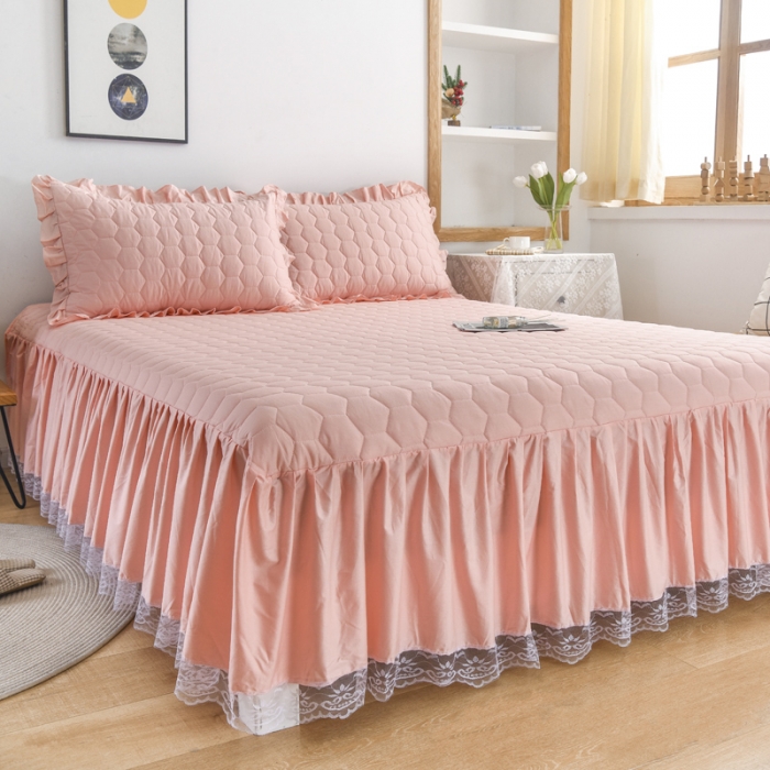 91家纺网 家纺一手货源 找家纺 情煊  2021新款全棉夹棉床裙(可定制尺寸) 粉玉