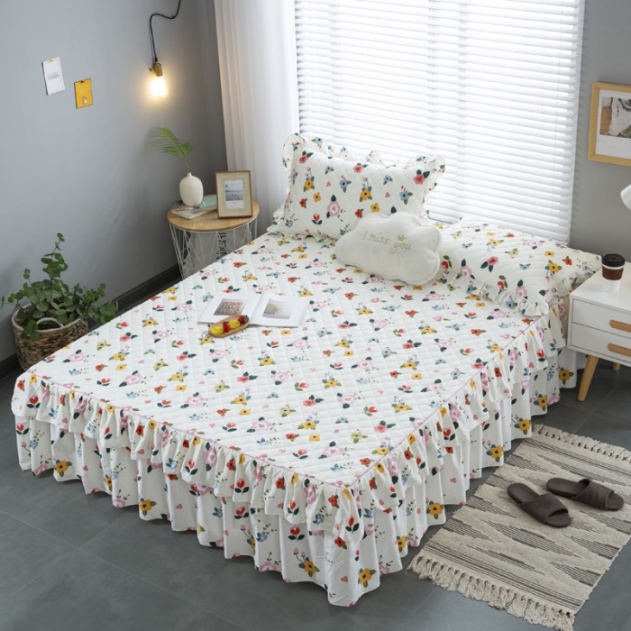 91家纺网 家纺一手货源 找家纺 情煊  2021新款全棉夹棉床裙(可定制尺寸) 花儿朵朵