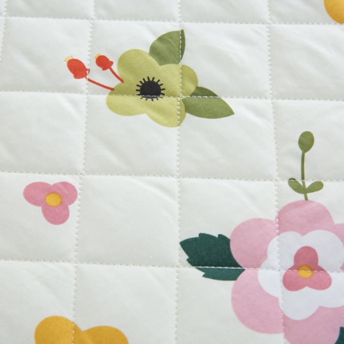 91家纺网 家纺一手货源 找家纺 情煊  2021新款全棉夹棉床裙(可定制尺寸) 花儿朵朵