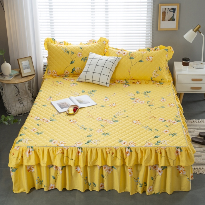 91家纺网 家纺一手货源 找家纺 情煊  2021新款全棉夹棉床裙(可定制尺寸) 静沐花开