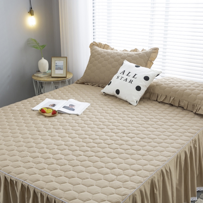 91家纺网 家纺一手货源 找家纺 情煊  2021新款全棉夹棉床裙(可定制尺寸) 卡其