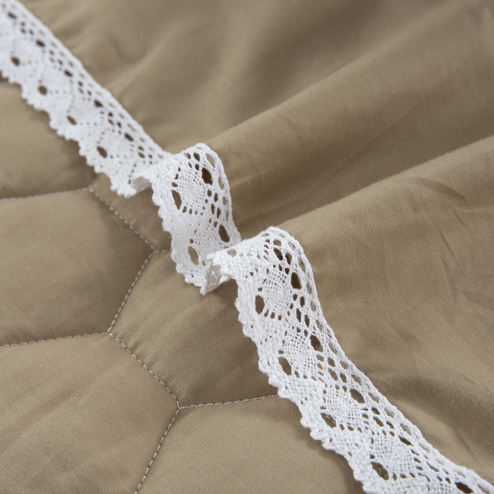 91家纺网 家纺一手货源 找家纺 情煊  2021新款全棉夹棉床裙(可定制尺寸) 卡其