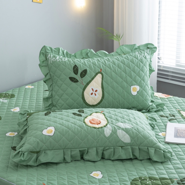 91家纺网 家纺一手货源 找家纺 情煊  2021新款全棉夹棉床裙(可定制尺寸) 牛油果