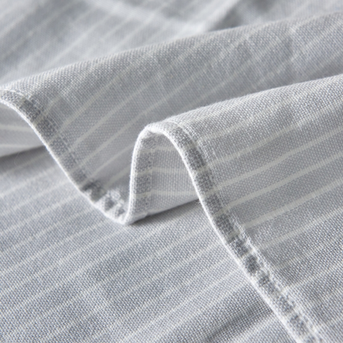 91家纺网 家纺一手货源 找家纺 朴尔2021日式简约条纹全棉三层纱布枕巾50*75cm 浅灰