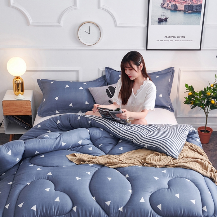 91家纺网 家纺一手货源 找家纺 被多多 2024新款磨毛印花冬被 爱巢