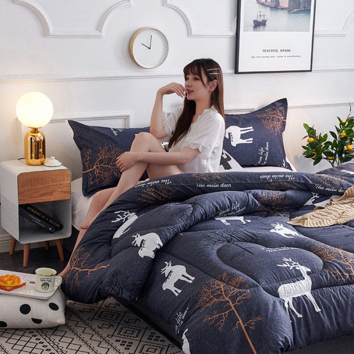 91家纺网 家纺一手货源 找家纺 被多多 2024新款磨毛印花冬被 麋鹿