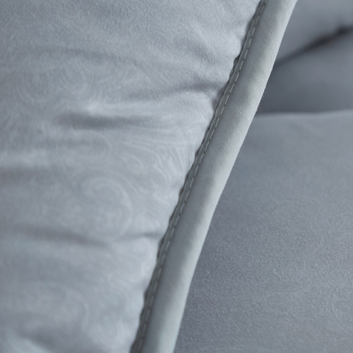 91家纺网 家纺一手货源 找家纺 天瑜家纺 2023新款磨毛压花冬被 蓝灰