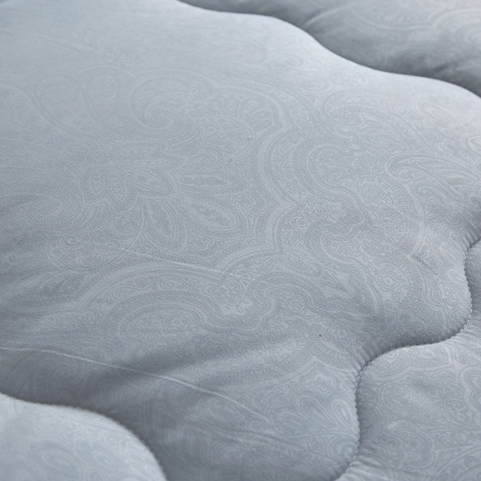 91家纺网 家纺一手货源 找家纺 天瑜家纺 2023新款磨毛压花冬被 蓝灰