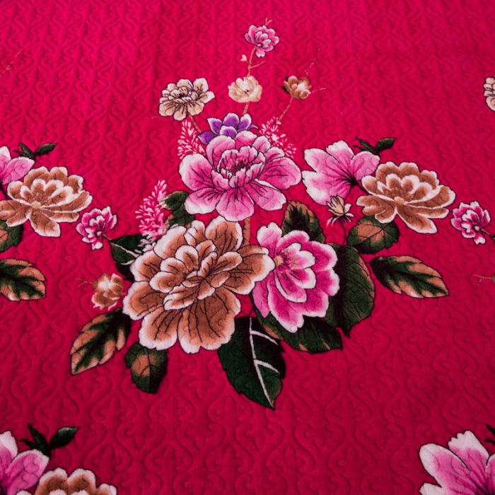 91家纺网 家纺一手货源 找家纺 冬然 2022牛奶绒夹棉床裙四件套单床裙单被套枕套花开富贵红