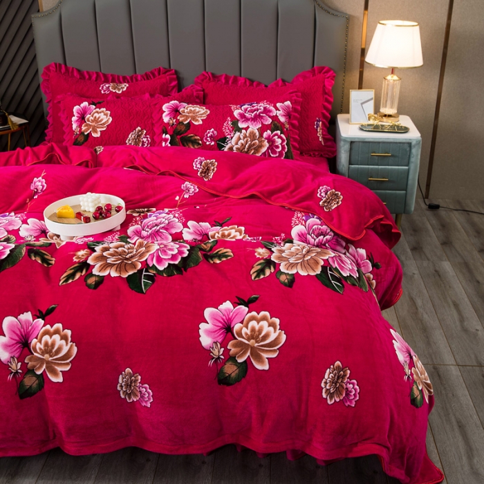 91家纺网 家纺一手货源 找家纺 冬然 2022牛奶绒夹棉床裙四件套单床裙单被套枕套花开富贵红