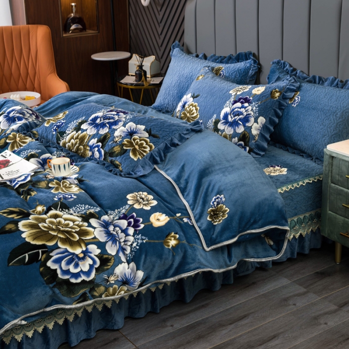 91家纺网 家纺一手货源 找家纺 冬然 2022牛奶绒夹棉床裙四件套单床裙单被套枕套花开富贵蓝