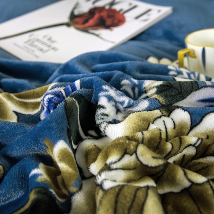 91家纺网 家纺一手货源 找家纺 冬然 2022牛奶绒夹棉床裙四件套单床裙单被套枕套花开富贵蓝