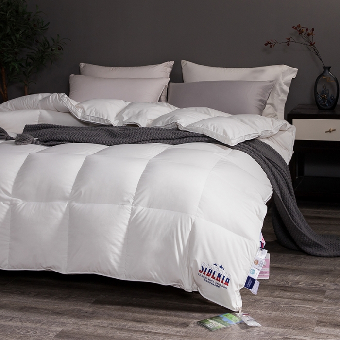 91家纺网 家纺一手货源 找家纺 （总）俏企鹅 2025新款西伯利亚冰原绒系列鹅绒被