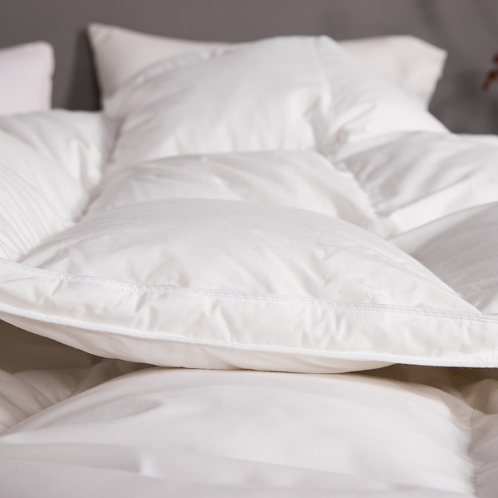 91家纺网 家纺一手货源 找家纺 （总）俏企鹅 2025新款西伯利亚冰原绒系列鹅绒被