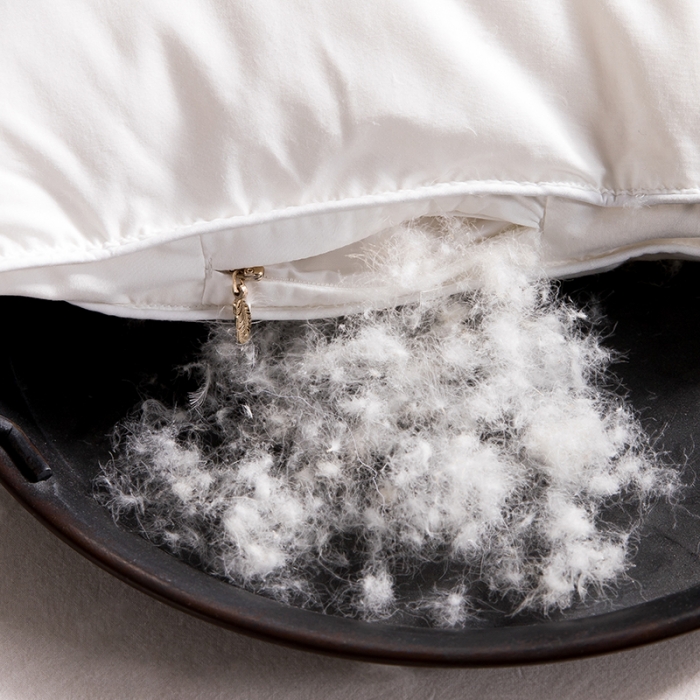 91家纺网 家纺一手货源 找家纺 俏企鹅 2025新款西伯利亚冰原绒系列鹅绒被 白色