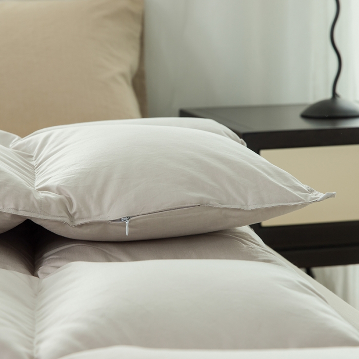 91家纺网 家纺一手货源 找家纺 俏企鹅 2025新款西伯利亚黑科技系列鹅绒被 灰色