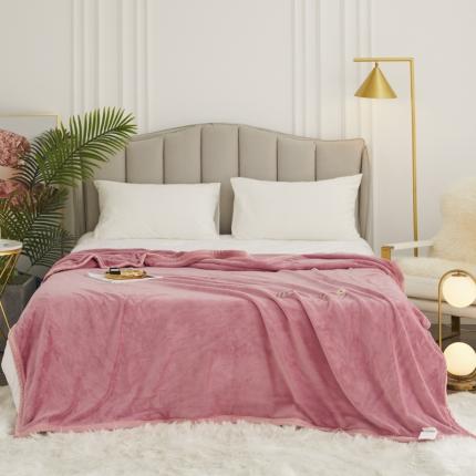 91家纺网 家纺一手货源 找家纺 （总）锦罗绣 2021新款高端牛奶绒刺绣款多功能盖毯