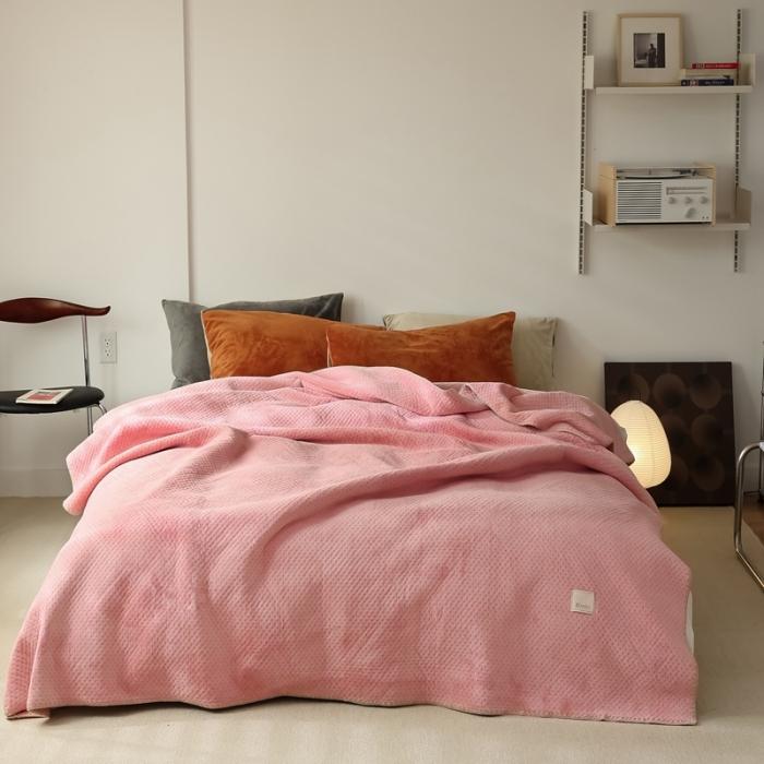 91家纺网 家纺一手货源 找家纺 法芙娜家纺 超声波牛奶绒毛毯 星星毯 蜜桃粉