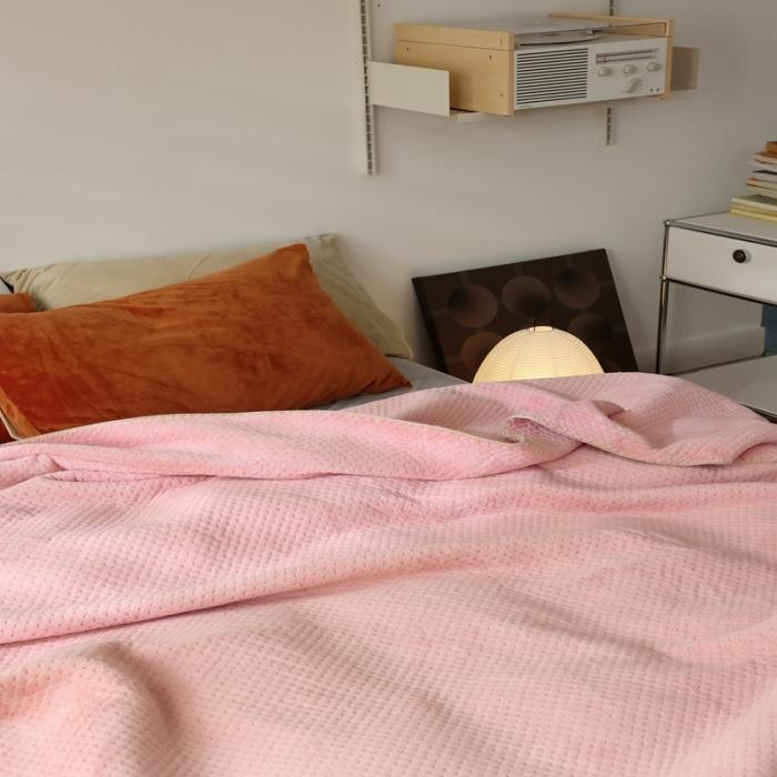 91家纺网 家纺一手货源 找家纺 法芙娜家纺 超声波牛奶绒毛毯 星星毯 蜜桃粉