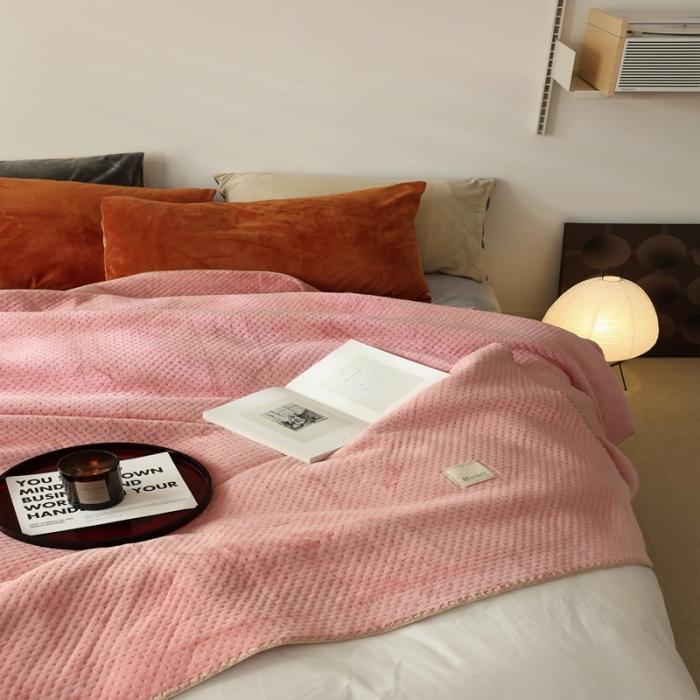 91家纺网 家纺一手货源 找家纺 法芙娜家纺 超声波牛奶绒毛毯 星星毯 蜜桃粉