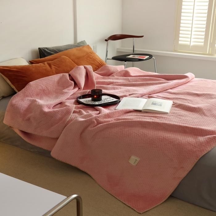 91家纺网 家纺一手货源 找家纺 法芙娜家纺 超声波牛奶绒毛毯 星星毯 蜜桃粉