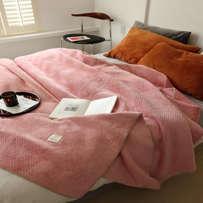 91家纺网 家纺一手货源 找家纺 法芙娜家纺 超声波牛奶绒毛毯 星星毯 蜜桃粉