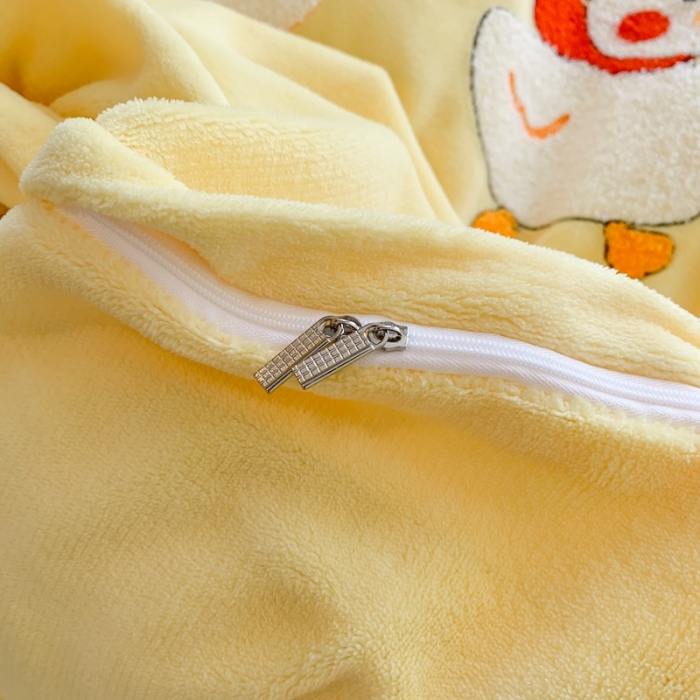 91家纺网 家纺一手货源 找家纺 蜜柚 2024新款卡通牛奶绒四件套 可爱鸭黄