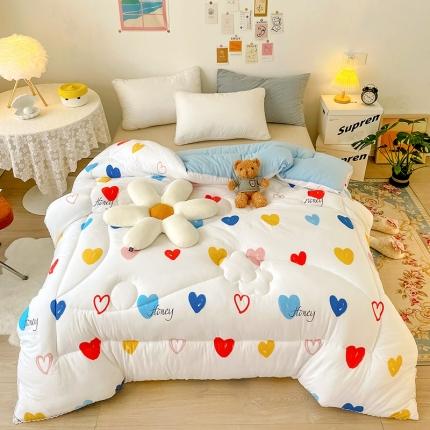 91家纺网 家纺一手货源 找家纺 慕尚家纺 2022新款水洗棉小花边冬被 彩虹爱心