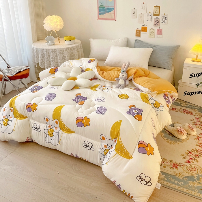 91家纺网 家纺一手货源 找家纺 慕尚家纺 2022新款水洗棉小花边冬被 萌熊