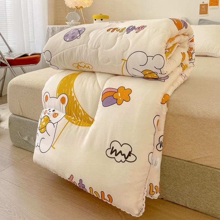 91家纺网 家纺一手货源 找家纺 慕尚家纺 2022新款水洗棉小花边冬被 萌熊