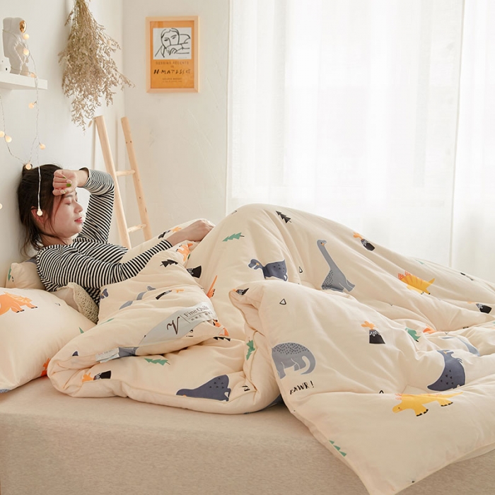 91家纺网 家纺一手货源 找家纺 VIP被业 2021新款全棉冬被 恐龙乐园