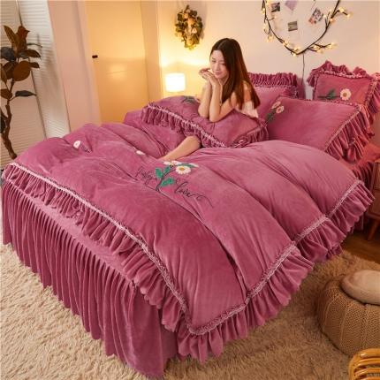 91家纺网 家纺一手货源 找家纺 铠畅2021新款水晶绒床裙款四件套梦幻系列 梦幻裸色