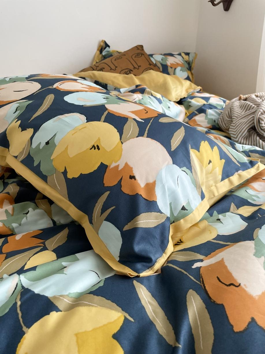 91家纺网 家纺一手货源 找家纺 恋恋三季 2021 秋冬新品60支长绒棉贡缎四件套诗妍-湖蓝