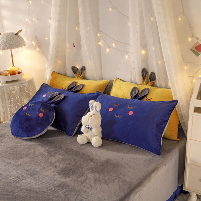 91家纺网 家纺一手货源 找家纺 纽缦 2021新款兔耳朵水晶绒床单床笠四件套 兔子 宝蓝灰