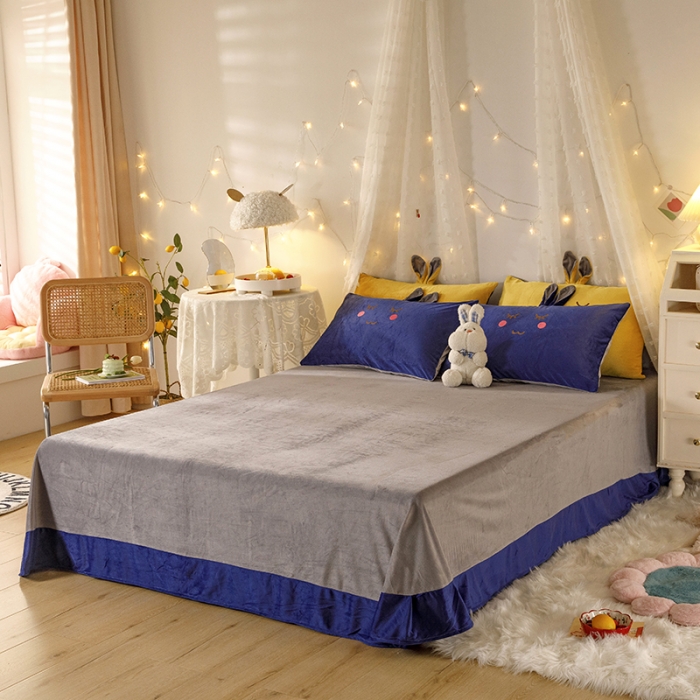 91家纺网 家纺一手货源 找家纺 纽缦 2021新款兔耳朵水晶绒床单床笠四件套 兔子 宝蓝灰