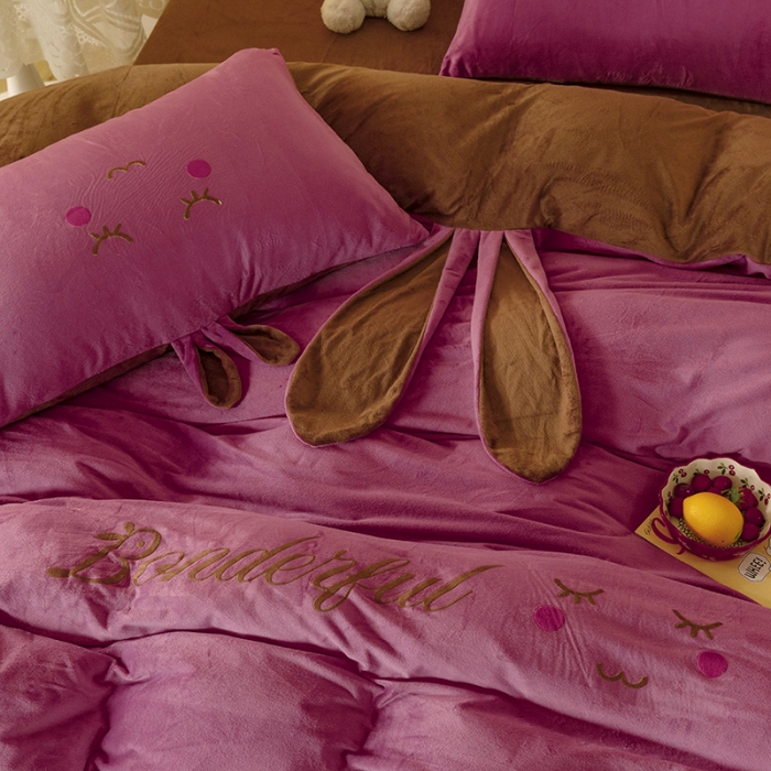 91家纺网 家纺一手货源 找家纺 纽缦 2021新款兔耳朵水晶绒床单床笠四件套 兔子 豆沙咖