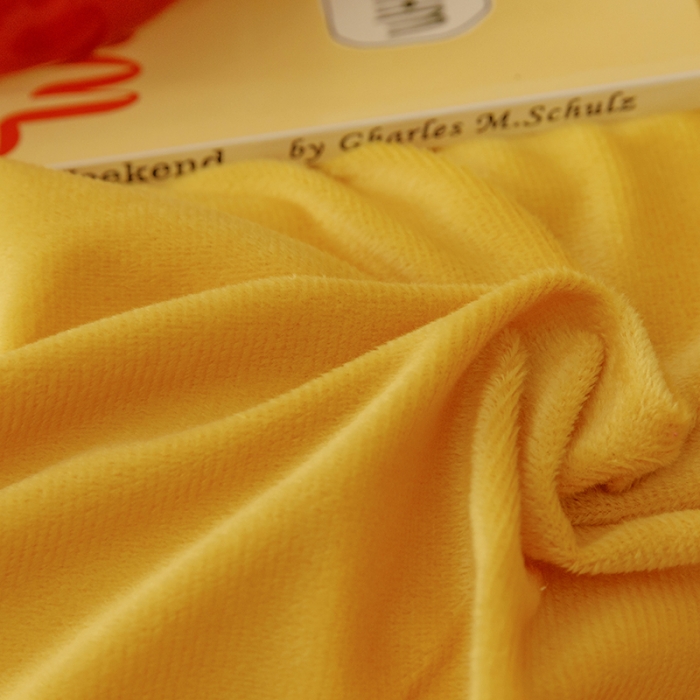 91家纺网 家纺一手货源 找家纺 纽缦 2021新款兔耳朵水晶绒床单床笠四件套 兔子 姜黄灰